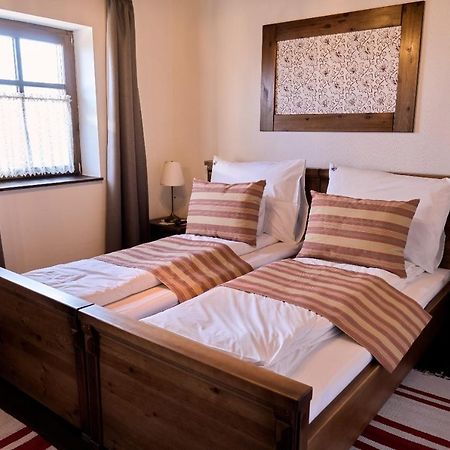 Zsindelyes Cottage Erpatak Bagian luar foto